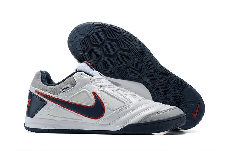 Chuteira Nike Supreme SB Gato IC