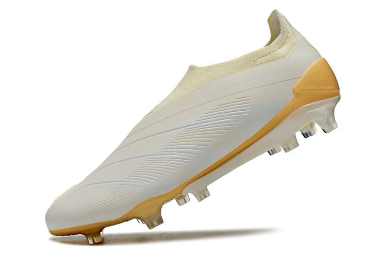 Chuteira Adidas Predator Accuracy FG