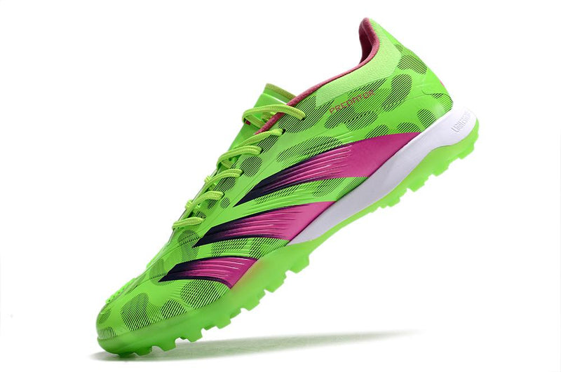 Chuteira Adidas Predator Elite TF