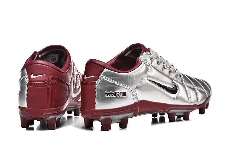 Chuteira Nike Total 90 FG