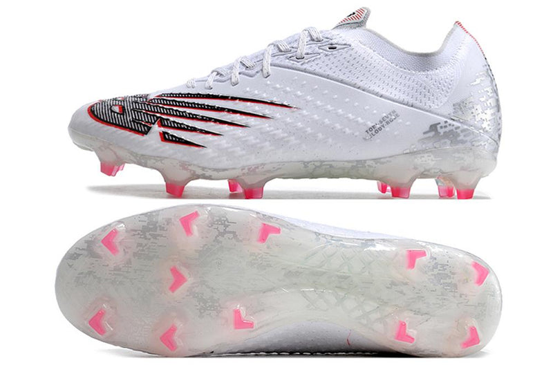 Chuteira New Balance Vivid Spark FG