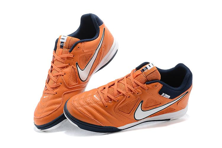 Chuteira Nike Supreme SB Gato IC