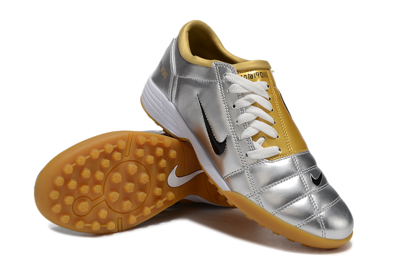 Chuteira Nike Total 90 TF