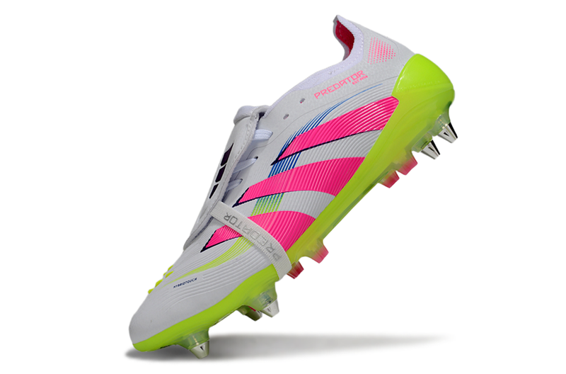Chuteira Adidas Predator Accuracy SG Trava Mista
