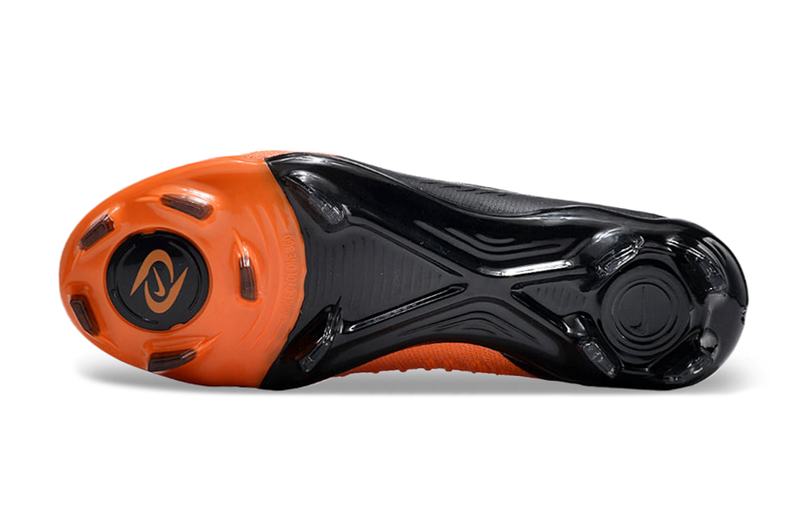 Chuteira Nike Phantom Luna Elite GX