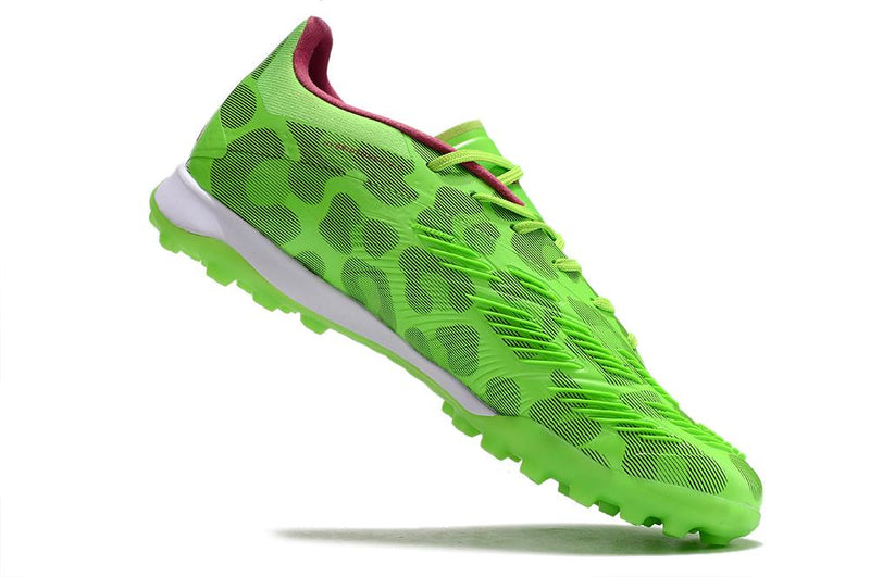 Chuteira Adidas Predator Elite TF
