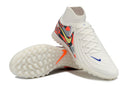 Chuteira Nike Phantom GX 2 Luna Elite TF