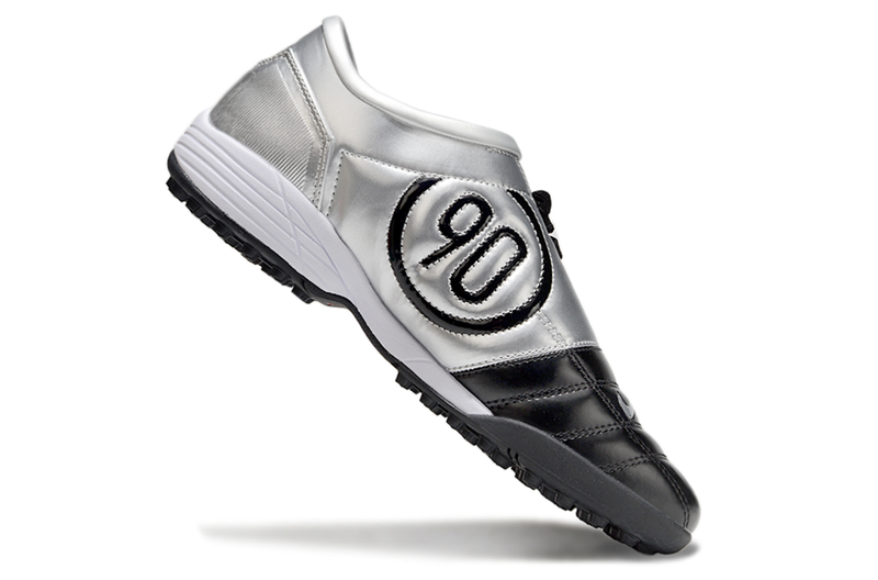Chuteira Nike Total 90 TF