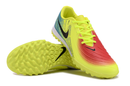 Chuteira Nike Phantom GX 2 Academy TF