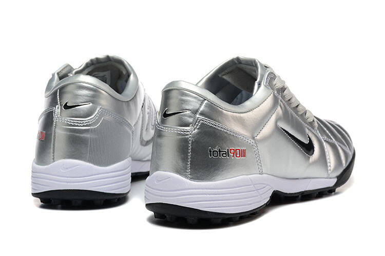 Chuteira Nike Total 90 TF