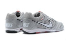 Chuteira Nike Supreme SB Gato IC