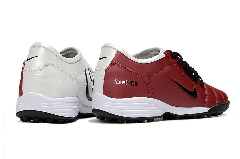 Chuteira Nike Total 90 TF