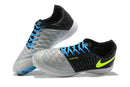 Chuteira Nike Lunar Gato 2 IC