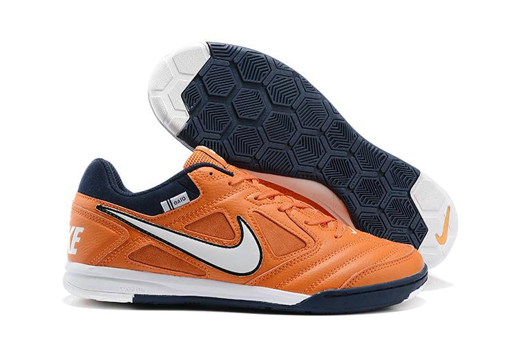 Chuteira Nike Supreme SB Gato IC