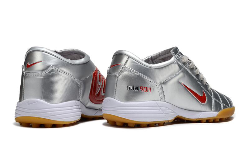Chuteira Nike Total 90 TF