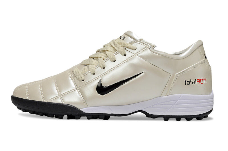 Chuteira Nike Total 90 TF