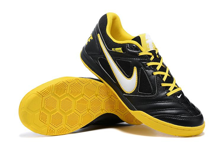 Chuteira Nike Supreme SB Gato IC
