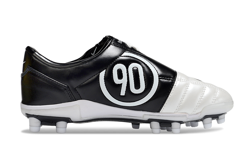 Chuteira Nike Total 90 FG