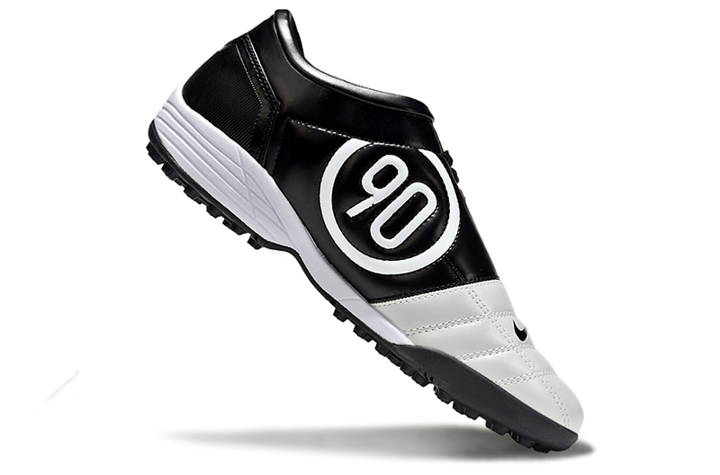 Chuteira Nike Total 90 TF