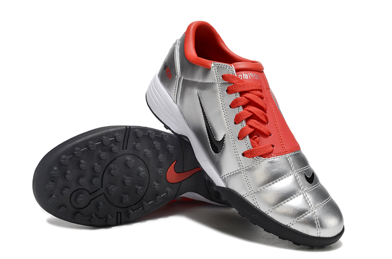 Chuteira Nike Total 90 TF