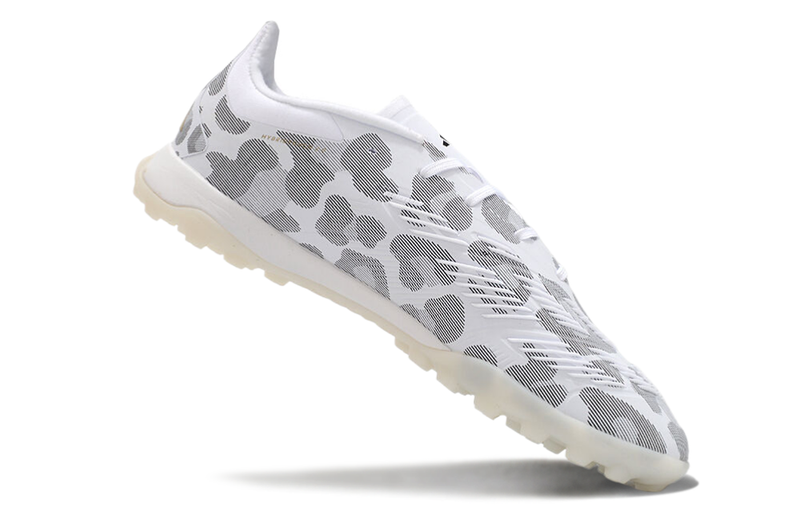 Chuteira Adidas Predator Elite TF
