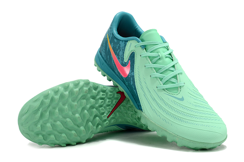 Chuteira Nike Phantom GX 2 Academy TF