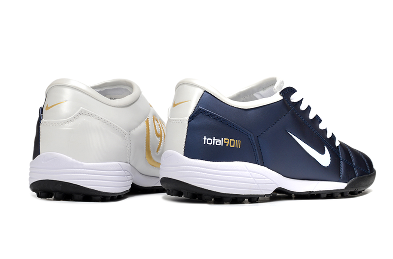Chuteira Nike Total 90 TF