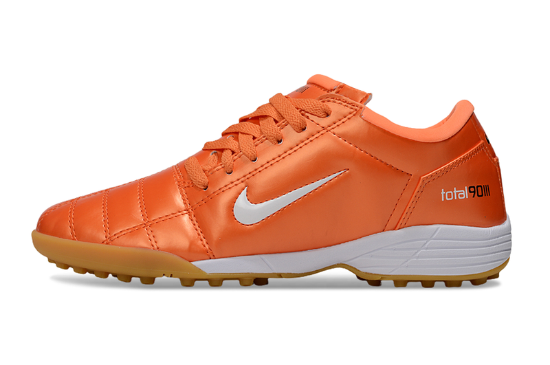 Chuteira Nike Total 90 TF