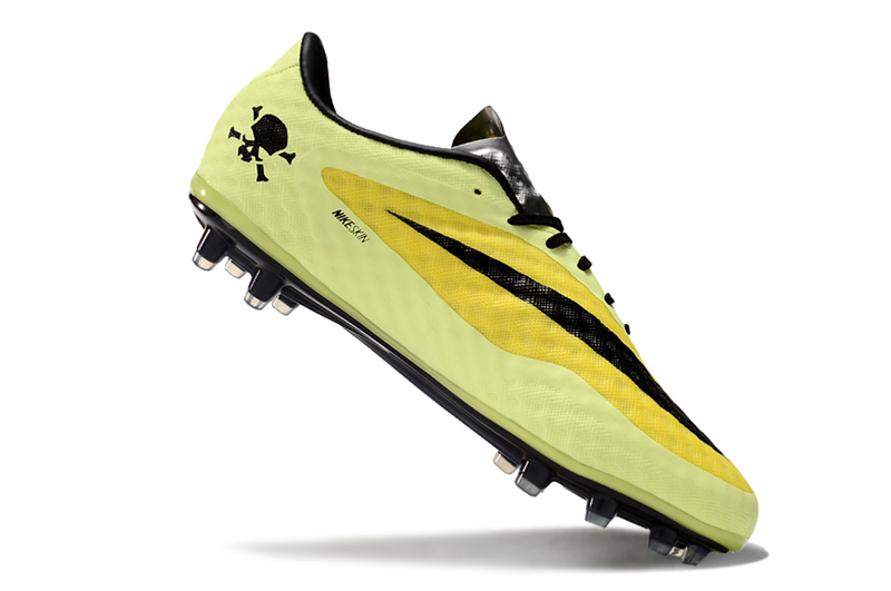 Chuteira Nike Phantom Hypervenom FG