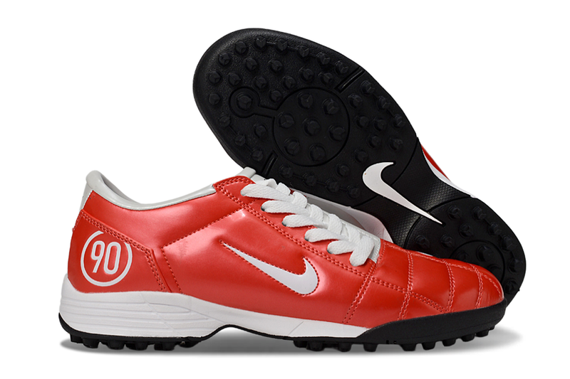 Chuteira Nike Total 90 TF