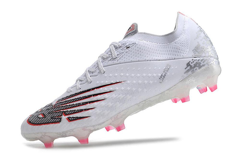 Chuteira New Balance Vivid Spark FG