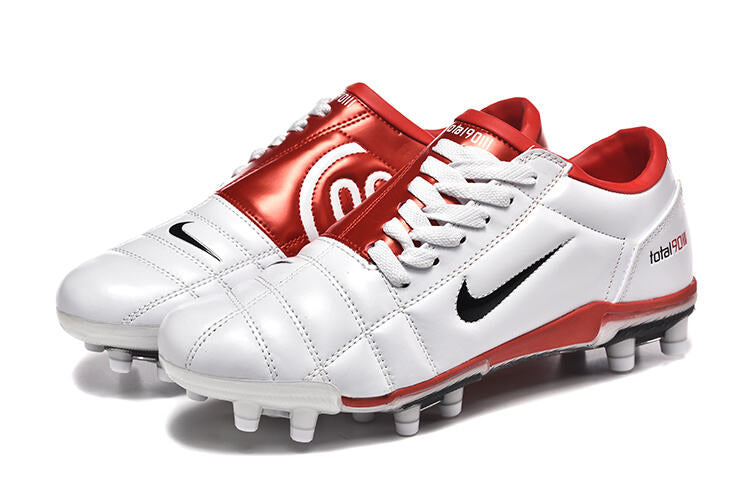 Chuteira Nike Total 90 FG