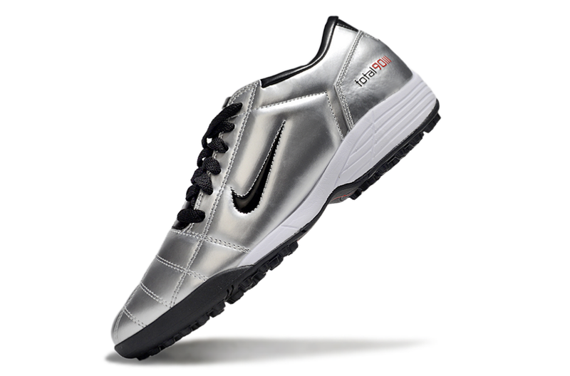 Chuteira Nike Total 90 TF