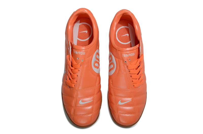 Chuteira Nike Total 90 TF