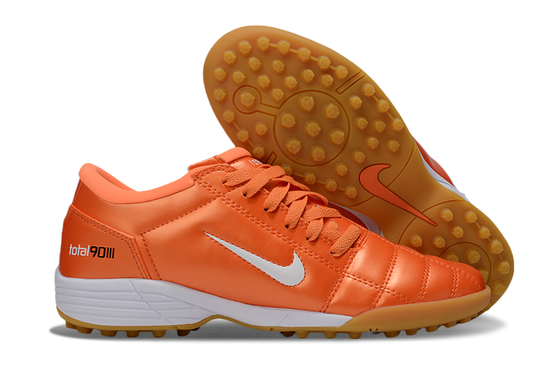 Chuteira Nike Total 90 TF