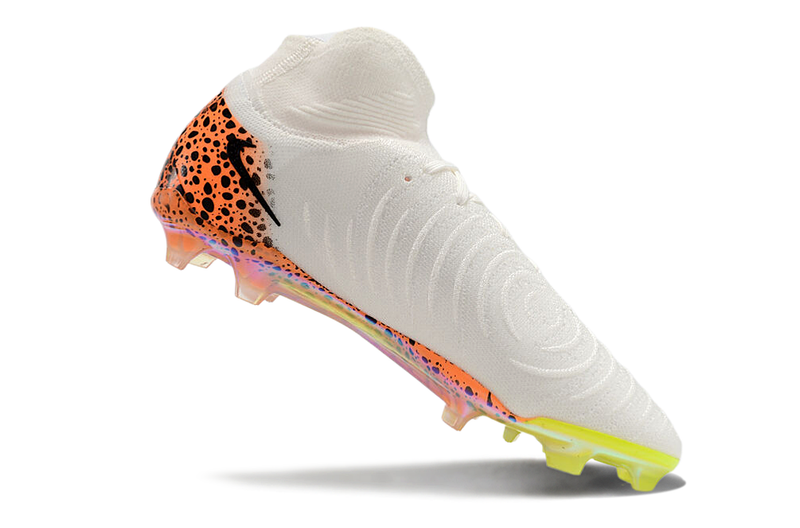 Chuteira Nike Phantom Luna Elite FG