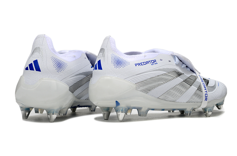 Chuteira Adidas Predator Accuracy SG Trava Mista