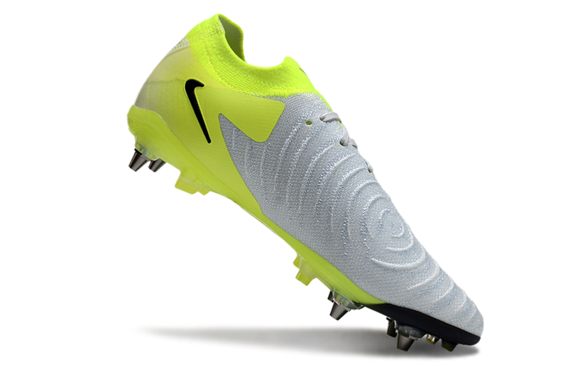 Chuteira Nike Phantom Luna GX Trava Mista SG