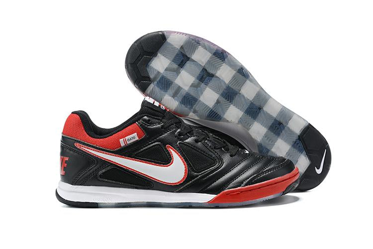 Chuteira Nike Supreme SB Gato IC