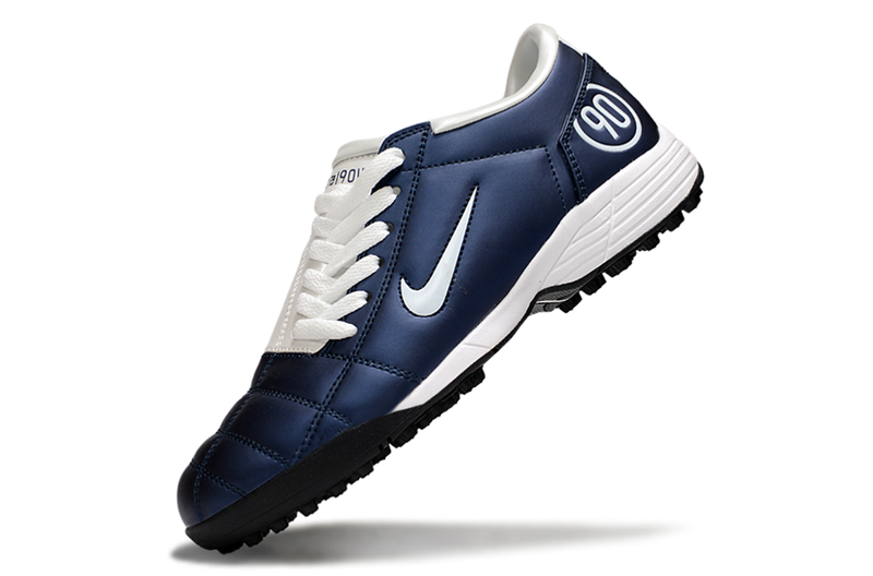 Chuteira Nike Total 90 TF