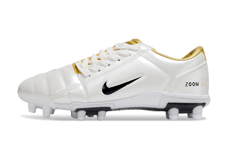Chuteira Nike Total 90 FG