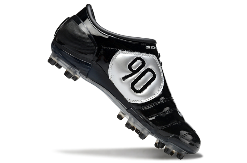 Chuteira Nike Total 90 FG