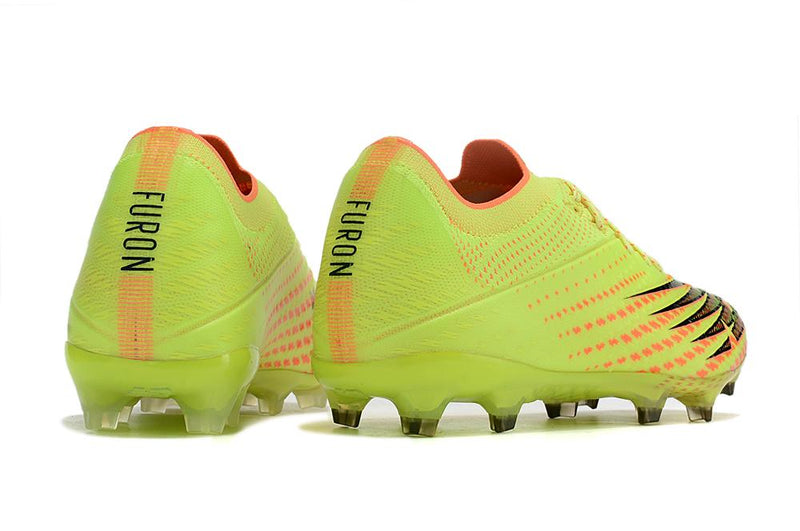Chuteira New Balance Vivid Spark FG