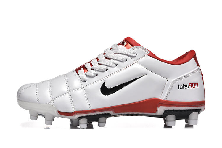 Chuteira Nike Total 90 FG
